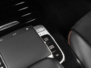 Mercedes-Benz CLA 180 AMG Line 1.4 100kW
