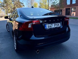 Volvo S60 Summum 2.0 D3 120kW