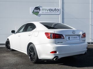 Lexus IS 250 White Pearl Facelift 2.5 153kW