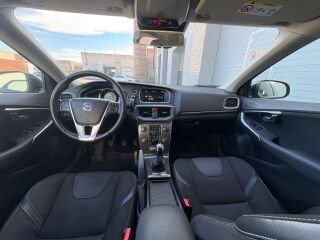Volvo V40 2.0 110kW