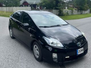 Toyota Prius 1.8 73kW