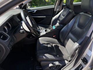Volvo S60 2.4 D5 151kW