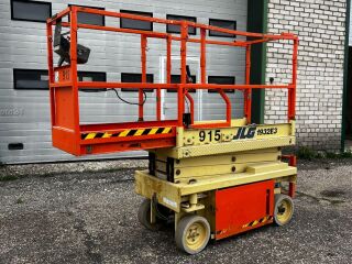 JLG 1932 E3