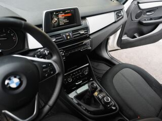 BMW 218 i Active Tourer Advantage 1.5 100kW
