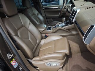 Porsche Cayenne Diesel 3.0 180кВ