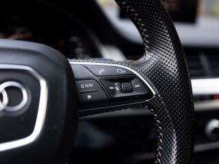 Audi Q7 S-line 3.0 Tdi 200кВ