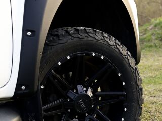 Toyota Hilux 2.4 110kW