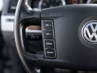Volkswagen Touareg 4.2 228кВ