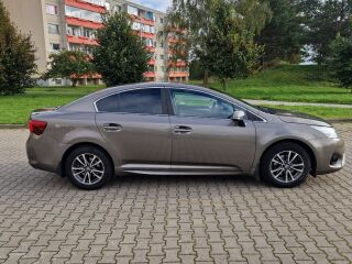 Toyota Avensis 1.8 108kW