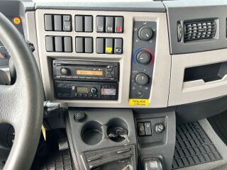 Volvo FL 240 4X2 EURO 5 + BOX + FRIGO THERMOKING EURO 5 179kW