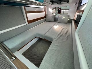 Axopar 28 Cabin 300 XL V8 Mercury Verado V8