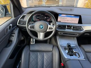 BMW X5 45e xDrive M-PAKETT PLUG-IN 3.0 210кВ