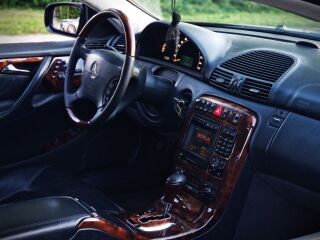 Mercedes-Benz CL 500 5.0 V8 225kW