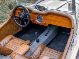 Volkswagen Beetle 1929a Mercedes-Benz SSK Roadster 1.3 37kW