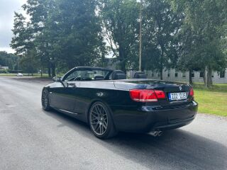 BMW 325 3.0 145kW