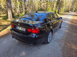 BMW 330 3.0 R6 180kW
