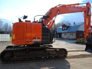 Hitachi ZX225US LC-6 8400h