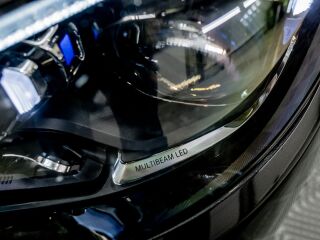 Mercedes-Benz E 300 AMG 4-MATIC 2.0 143kW