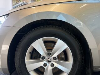 Skoda Superb Combi Active 1.4 TSI 110kW