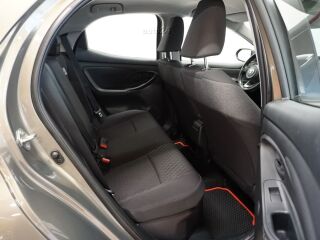 Toyota Yaris Active Plus Dynamic Pakett 1.5 68kW