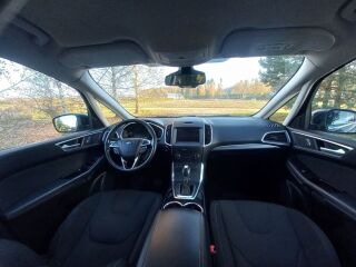 Ford S-MAX Titanium 2.0 TDCi 132kW