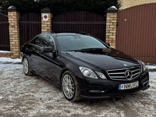 Mercedes-Benz E 550 4.7 V8 300kW