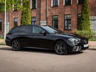 Mercedes-Benz E 300 de AMG-Burm-Pano 2.0 225kW