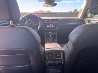 Skoda Superb Combi Elegance FL 2,0 TSI 2.0 140кВ