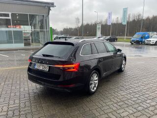 Skoda Superb 2.0 110kW