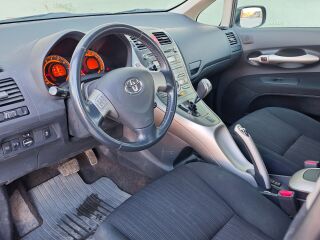 Toyota Auris 1.6 91kW