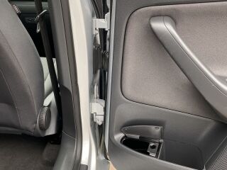 Volkswagen Golf V 1.4 R4 55kW