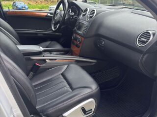 Mercedes-Benz ML 320 SPORTPAKETT VERSIOON 3.0 CDI 165kW