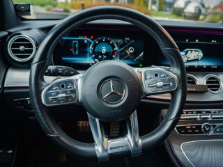 Mercedes-Benz E 220 AMG Burmester 2.0 143kW