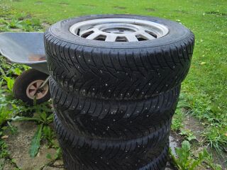 Volkswagen Golf 1.6 77кВ
