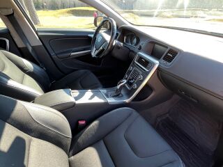 Volvo V60 Momentum 1.5 112kW