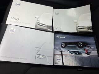 Volvo V60 Business Plus Ice White 2.0 D4 140kW