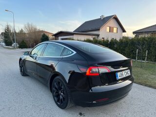 Tesla Model 3 Long Range AWD 153kW