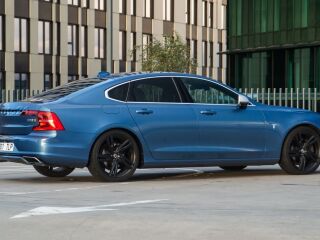 Volvo S90 D5 R-Design AWD 2.0 173kW