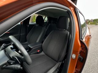 Peugeot 2008 Active Pack PureTech 130 AT8 1.2 96kW