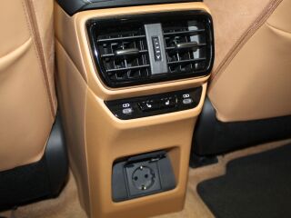Lexus RZ 450e Luxury AWD 132kW