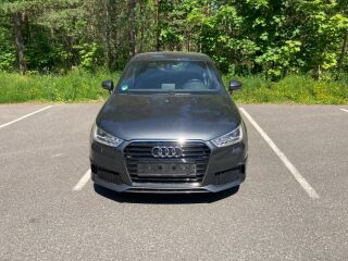 Audi A1 S-line Sportback 1.8 TFSI 141kW