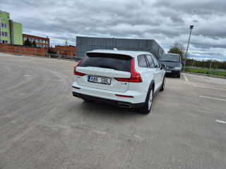 Volvo V60 Cross Country D4 AWD 2.0 140kW