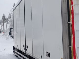 Iveco Eurocargo 140E25/FP 518 5.9 185kW