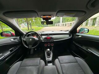 Alfa Romeo Giulietta 2.0 125кВ