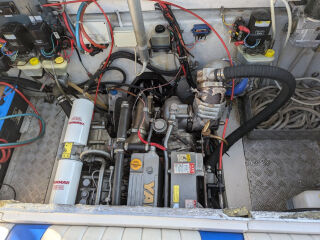 Bovik 33 R6 Yanmar 6YLA-STP  4 taktiline 298kW