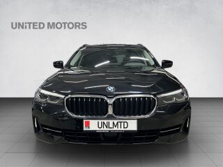 BMW 530 d xDrive Touring LCI MHEV 3.0 R6 210kW