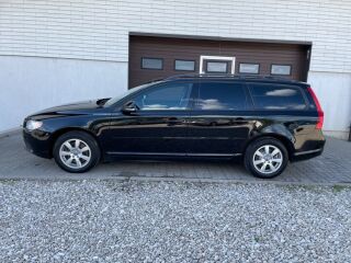 Volvo V70 Kinetic 2.0 157kW