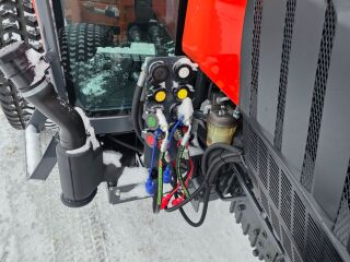 Kubota L2-552 HST 2.4 41kW