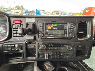 Scania R520 8x4 382kW