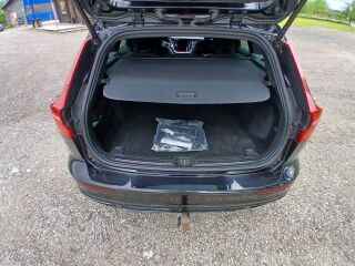 Volvo V60 T6 AWD R-DESIGN RECHARGE 2.0 251kW